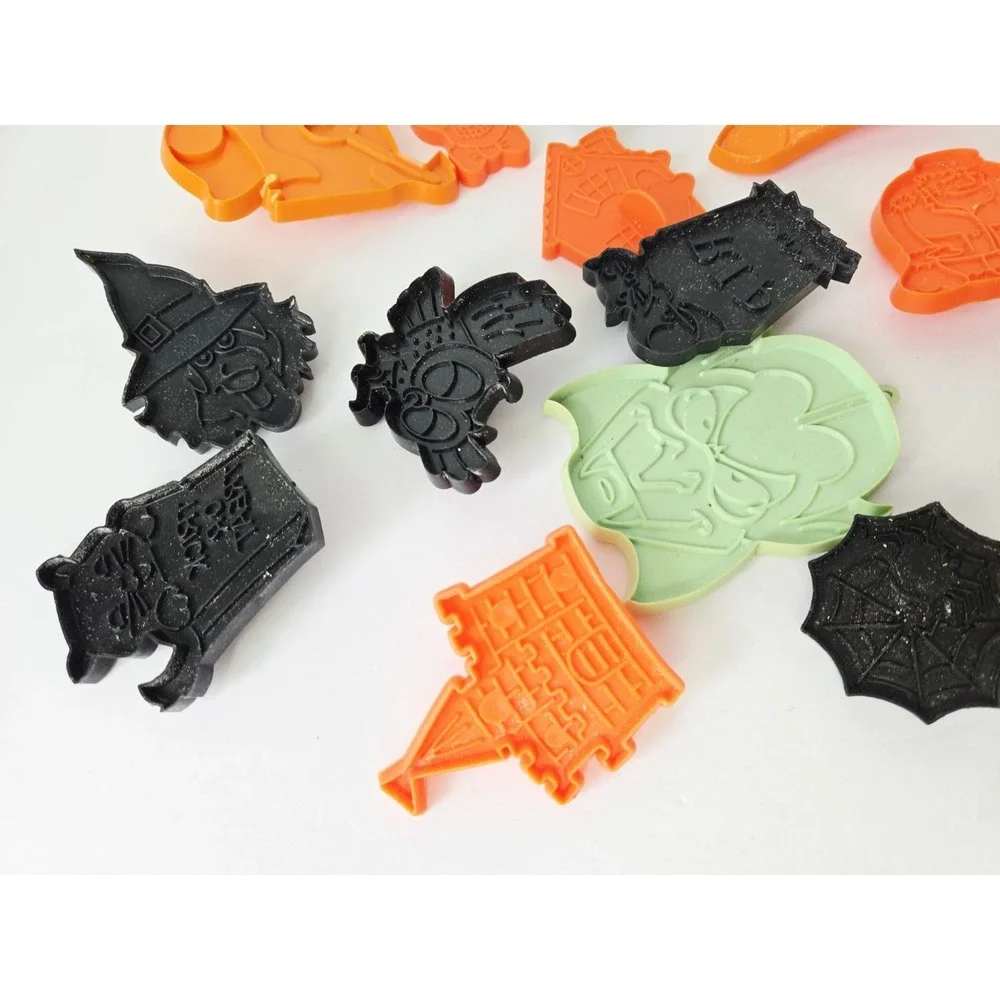 Vintage Halloween cookie cutter‎ lot Kiddy Kreetures haunted house cat witch